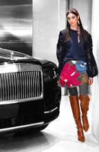 Load image into Gallery viewer, Flora Sweatshirt
